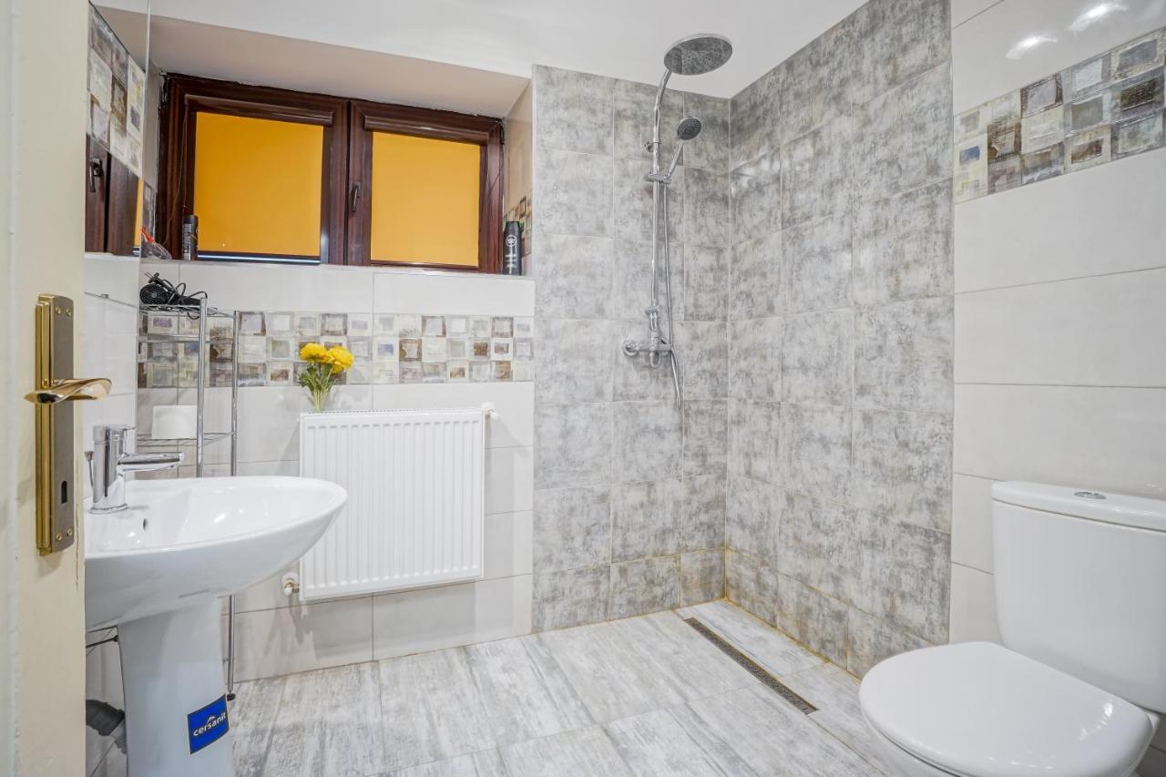 Victoriei Blue Apartment บูคาเรสต์ ภายนอก รูปภาพ