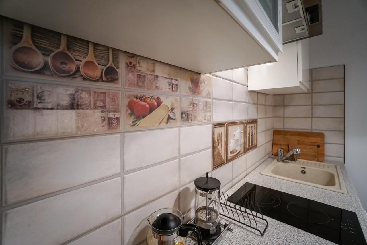 Victoriei Blue Apartment บูคาเรสต์ ภายนอก รูปภาพ