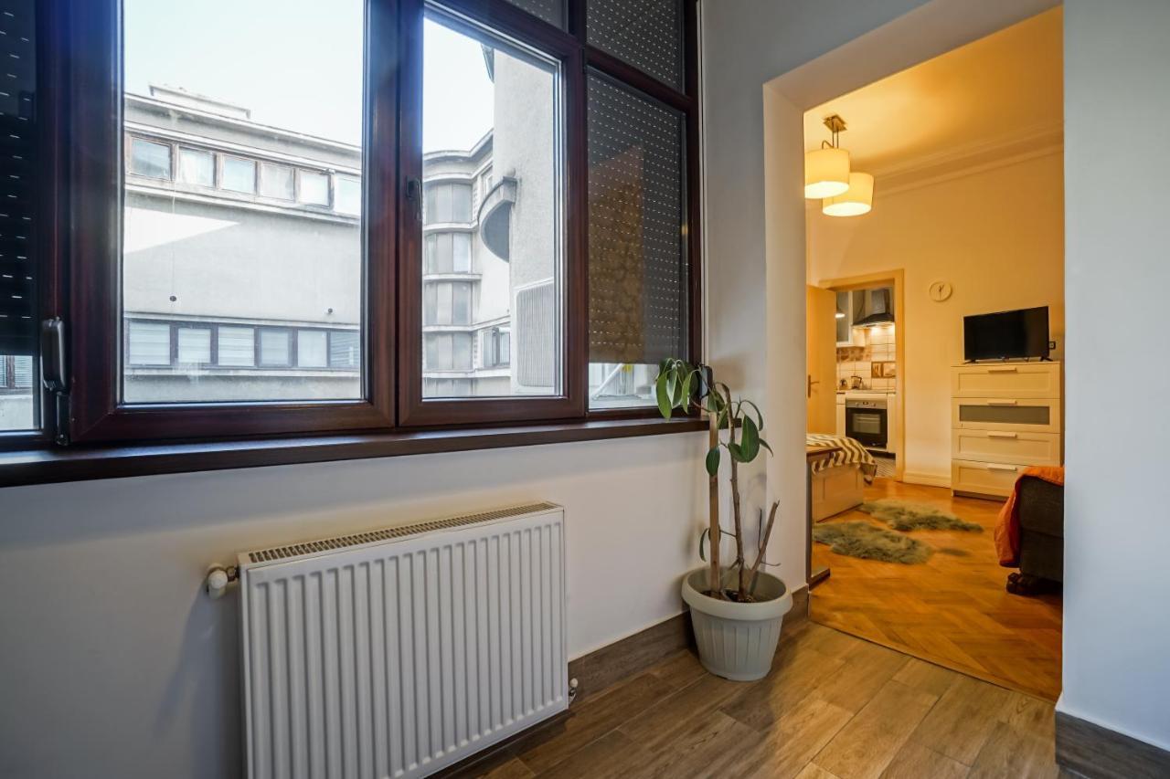 Victoriei Blue Apartment บูคาเรสต์ ภายนอก รูปภาพ